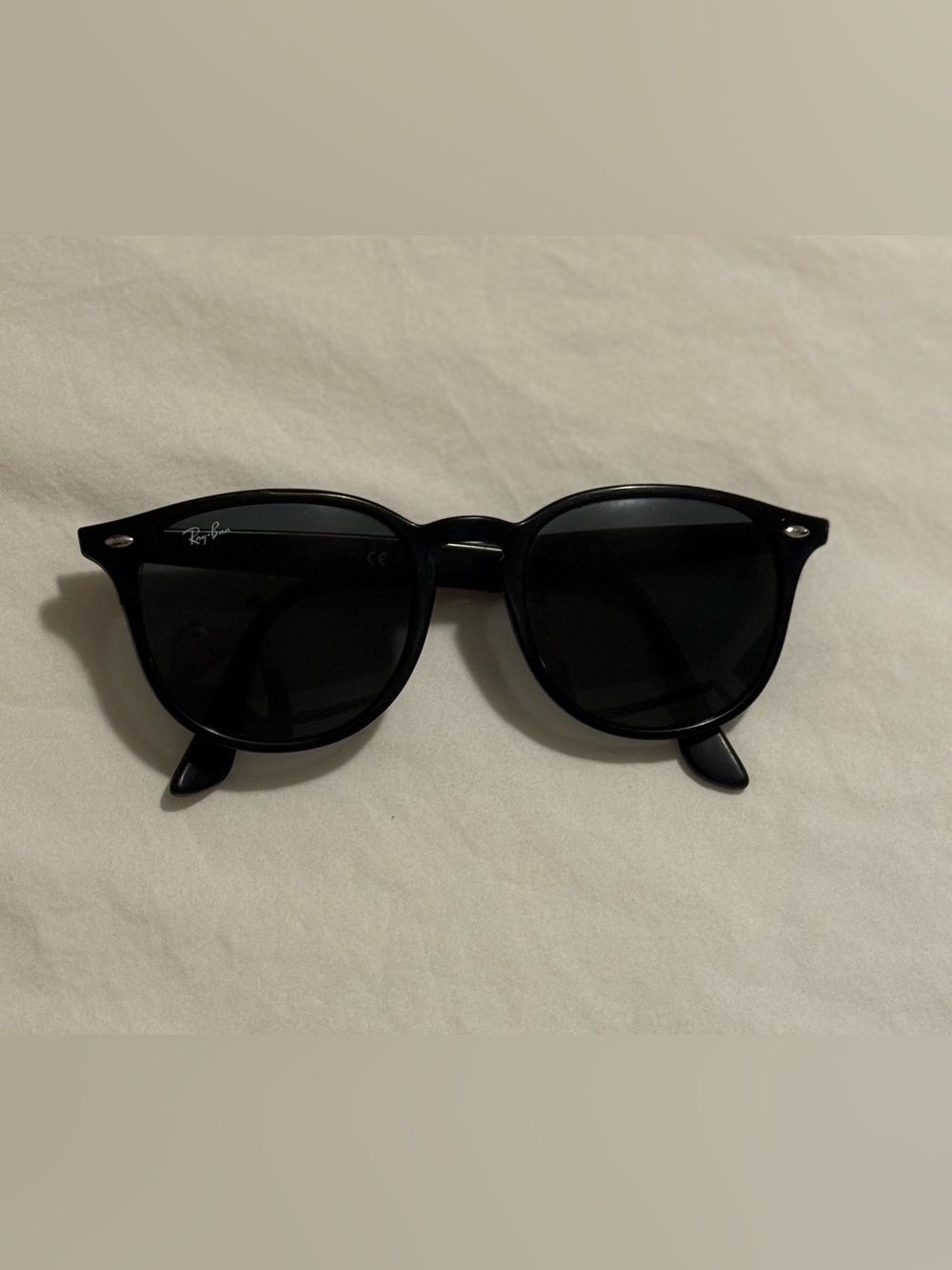 Ray-Ban Black Wayfarer Style Sunglasses